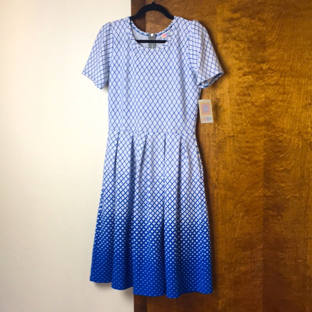 NWT LulaRoe Amelia dipped blue diamond ombre pattern